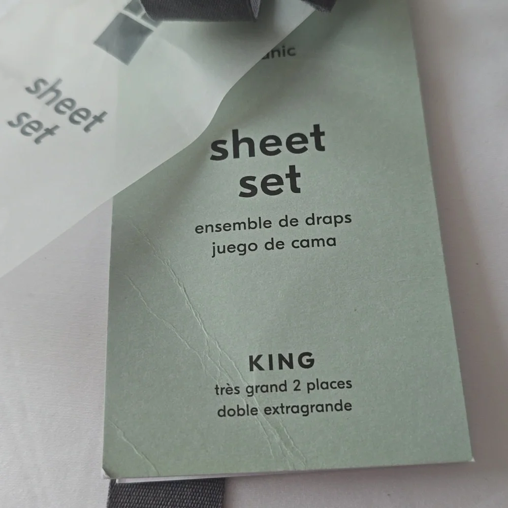 Luxury White Sheet Set 400-Thread-Count Sateen Wide Hem,King & Queen, $189.00US